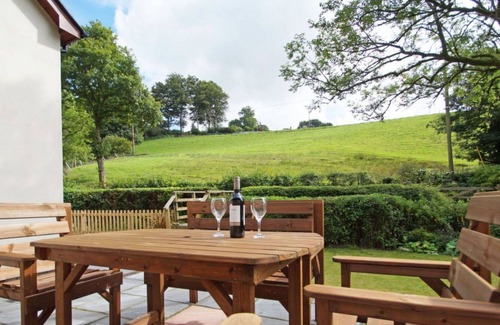 Aberhosan House | Wonderful private villa for 4 guests with WIFI, TV, patio, panoramic view and parking