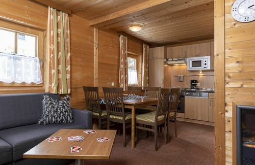 Schwendau House | Wonderful private villa for 6 people with WIFI, TV, terrace and pets allowed