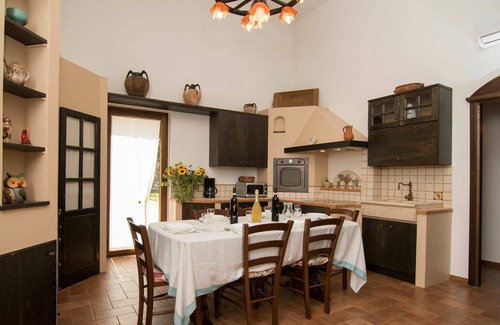 San Lupo House | Wonderful private villa with A/C, WIFI, private pool, TV, patio, pets allowed and panoramic view