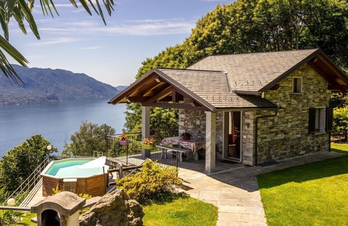 Trarego Viggiona House | Wonderful private villa for 4 people with private pool, WIFI, TV and terrace