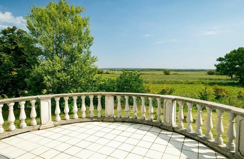 Fonyod Villa | Wonderful private villa with WIFI, private pool, TV, terrace, pets allowed and panoramic view