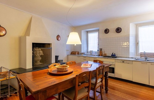 Dervio House | Wonderful private villa for 6 people with WIFI, terrace and pets allowed