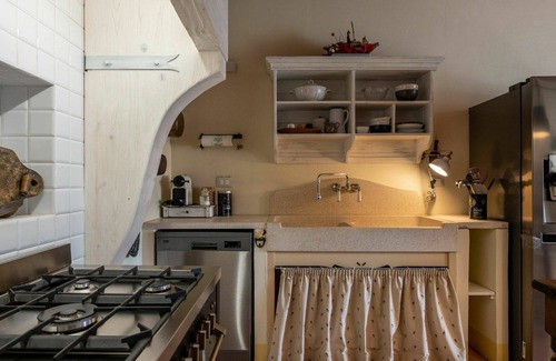 Castell'Alfero House | Wonderful private villa for 9 guests with hot tub, WIFI, TV, patio, pets allowed and panoramic v.