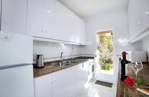 La Canuta Villa | Wonderful private villa with A/C, private pool, WIFI, TV, patio, panoramic view and parking