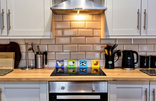 Ferryhill House | Wonderful villa for 8 guests with WIFI, TV and pets allowed