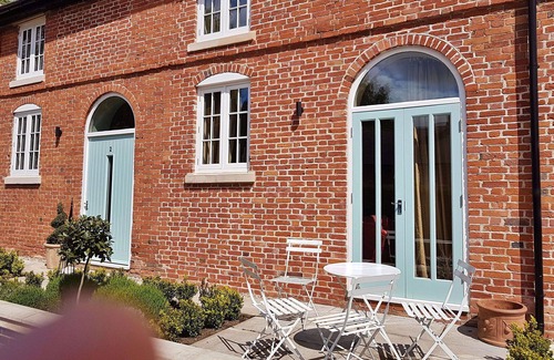 Breedon on the Hill House | Wonderful villa for 4 guests with WIFI, TV and pets allowed