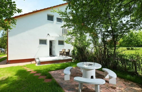 Balatonoszod House | Wonderful villa for 5 guests with A/C, WIFI, TV and patio