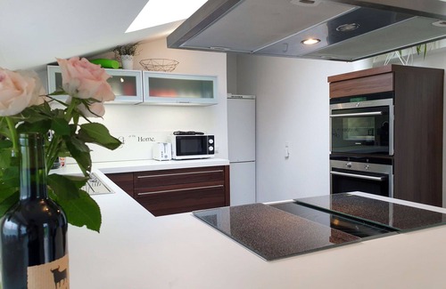Schwanau House | Wonderful villa for 4 people with hot tub, WIFI, TV and terrace