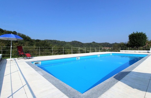 Brozolo House | Wonderful villa for 6 guests with private pool, WIFI, TV, veranda and panoramic view