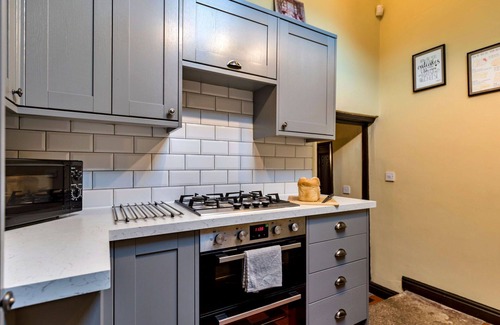 Tunstall House | Wonderful villa for 6 people with WIFI