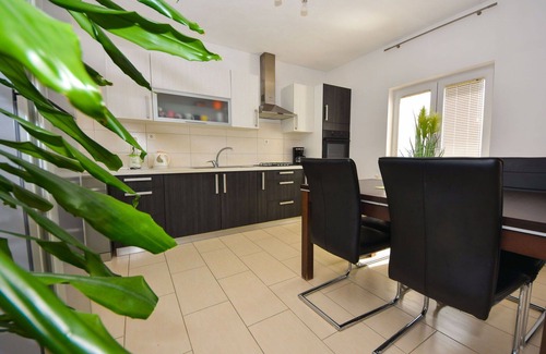Podgradina House | Wonderful villa for 6 guests with WIFI, private pool, A/C, TV and terrace