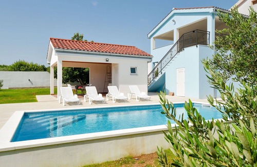 Podgradina House | Wonderful villa for 6 guests with WIFI, private pool, A/C, TV and terrace