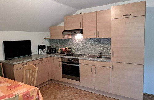 Hainzenberg Villa | Wonderful villa for 7 people with WIFI, TV and balcony