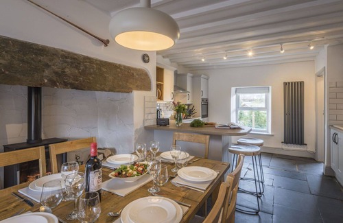 Ffestiniog House | Wonderful villa for 6 people with hot tub and TV