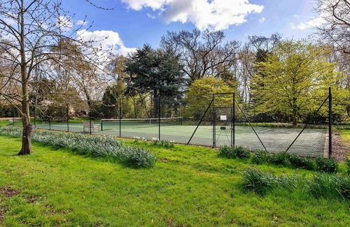 Thurlby House | Wonderful villa for 2 guests with WIFI, terrace and pets allowed