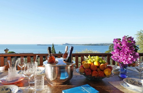 Gardone Riviera Villa | Wonderful villa for 8 people + 2 kids with POOL, LAKE VIEW, AC and big garden