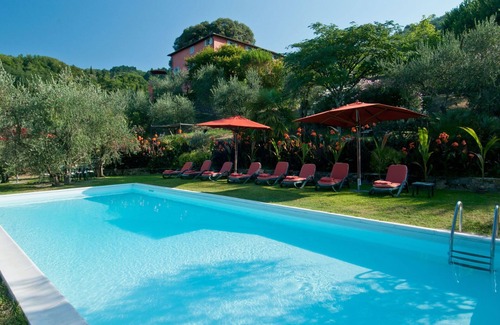 Lucca Villa | Wonderful villa with A/C, WIFI, private pool, TV, terrace and panoramic view, close to Lucca