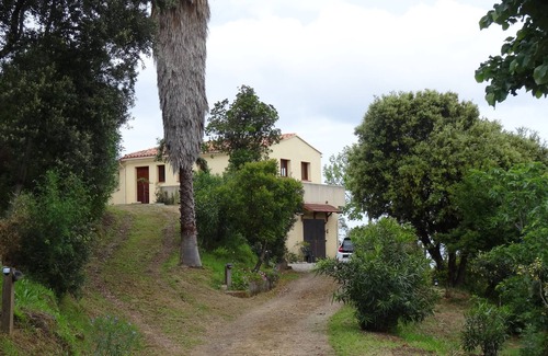 Corse-du-Sud Villa | Woning In Calcatoggio Panoramisch Uitzicht op zee en Bergen. Zandstand 200 m