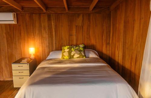 Sierra Ski Chalet | Wood cozy cabin with ocean views