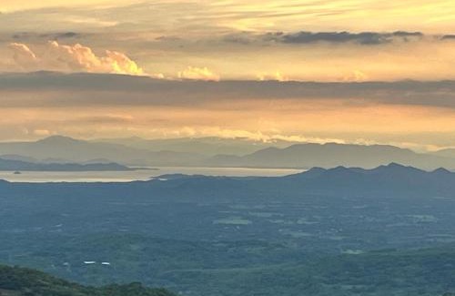 Sierra Ski Chalet | Wood cozy cabin with ocean views