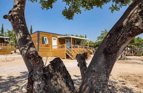Calig House | - Wood Mobile Home 1