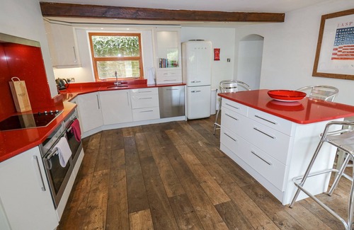 Honley Cottage | WOODBOTTOM FARM, pet friendly, luxury holiday cottage in Meltham