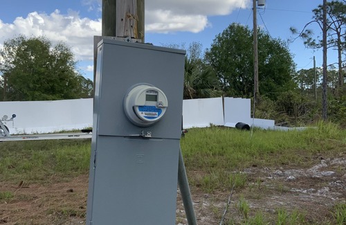 Punta Gorda RV Rental | Wooded land