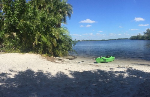 Punta Gorda RV Rental | Wooded land
