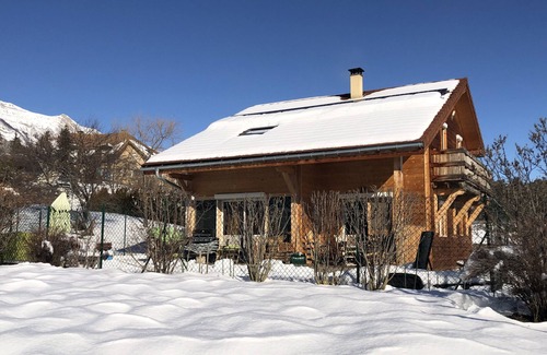 Gap House | WOODEN HOUSE IN GAP (05000)