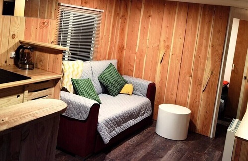 Saint-Peray Cabin | Woodpecker hut in the heart of nature