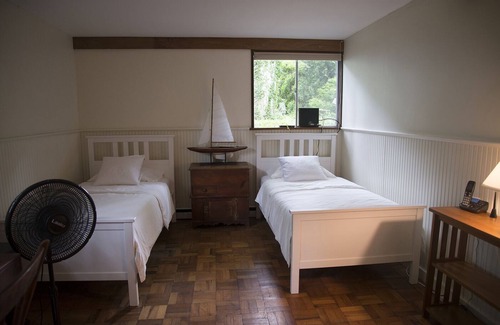 Woods Hole House | Woods Hole, 5 bedroom, Close to Beach and Village