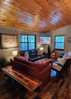 Murphy House | Woods Upon a Time Remodeled Cabin with Fireplace, Pond View & Firepit - Your Getaway Story Awaits!