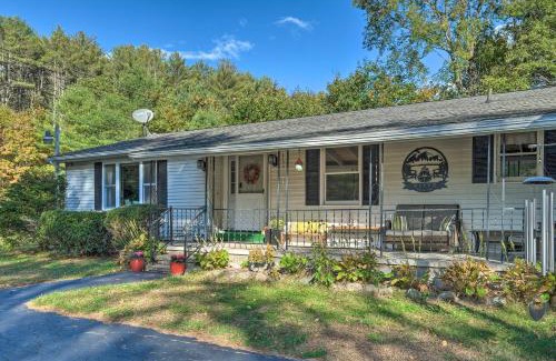 Diamond Point House | Woodsy Diamond Point Getaway - 5 Mi to Lake George