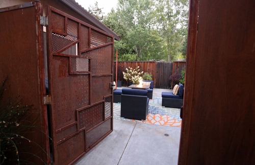 Alta Vista Homeowners Association Apartment | Woodsy King Suite in the Heart of Santa Rosa