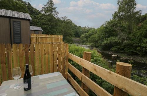 Keswick House | Woof Luxury Family Pod