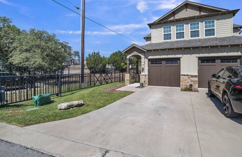 Hudson Bend Condo | Work - Play Austin