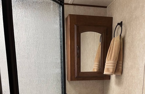 Winchester Other | Working Dairy Goat Farm - Glamping in RV Camper in Luxury - Deer Hunters Welcome