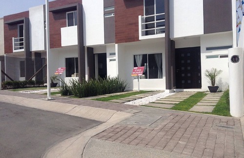 Queretaro House | Working In Queretaro? Nice 3br Furnished New House, Great Location In Jurica