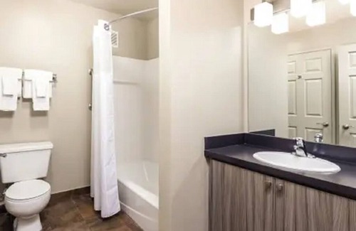 Redmond Resort | Wow . This resort is SO much fun !