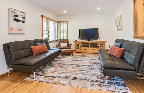 St. Anthony House | WOW Yard+!