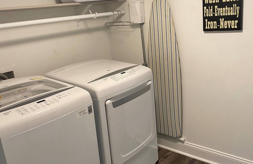 Judson House | Wowza Wilburn - 2 bedroom cutie near downtown GVL!