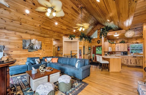 Grassy Creek House | Wraparound Views & Forest Feels | Dream Cabin | Game Room with Pool Table