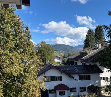 Bad Wiessee Apartment | Wunderschönes 4 Zimmer Apartment mit Seeblick