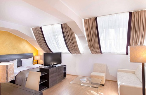 Altstadt Hotel | Wyndham Duisburger Hof