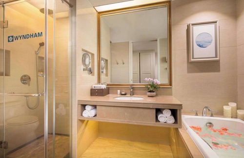 Lingshui Hotel | Wyndham Hainan Clearwater Bay Resort