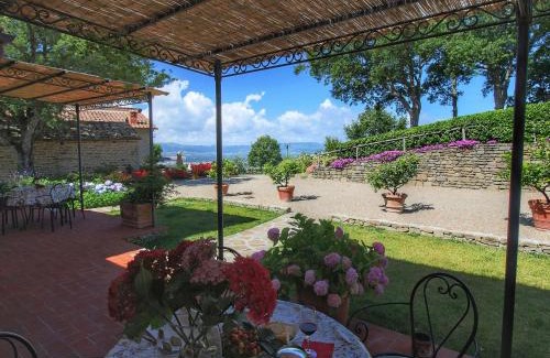 Loro Ciuffenna House | x000D Farmhouse in Loro Ciuffenna