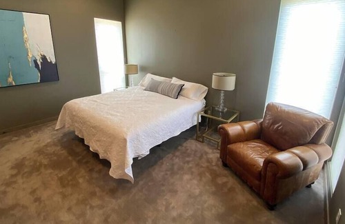 Carriage Hills House | Xanadu - 3 bedroom modern masterpiece