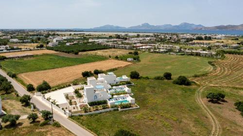 Tingaki Villa | XENOS VILLA 7 with a private pool near the sea