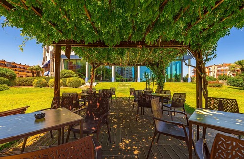 Empuriabrava Apartment | Xon's Platja ApartHotel