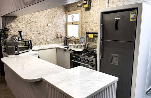 Qasr an-Nil Apartment | Xuru Stays I Elegant & Modern 3 BDR Apt. @ Heliopolis